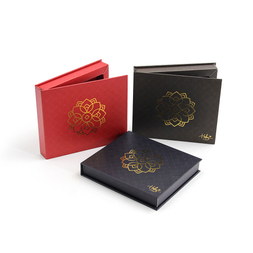 Luxury Gold Foil Bracelet Gift Box with Magnetic Closure